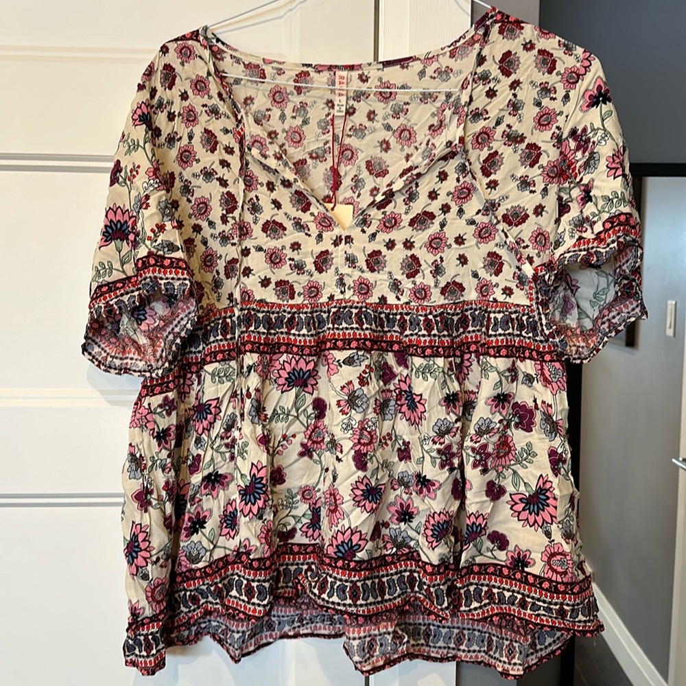 RAGA boho flows floral top